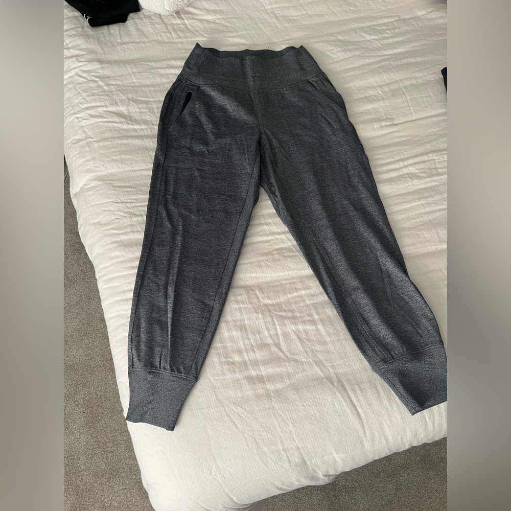 Athleta Grey Merle Joggers XS Petite